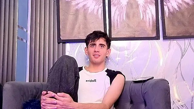 demian_hot99's Live XXX Chat
