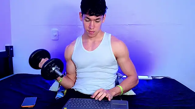 Luke_Muscle 现场XXX聊天