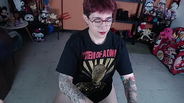 MissMiia2 élő XXX-chatje