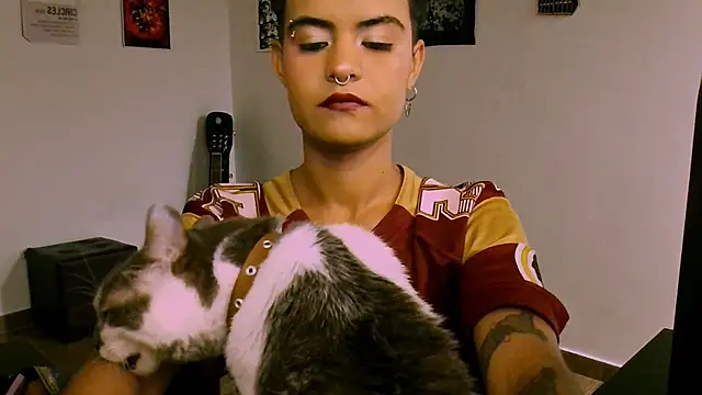 alex_one888 XXX чат на живо