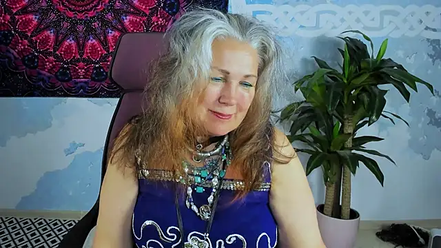 LilaMaharani Chat XXX live