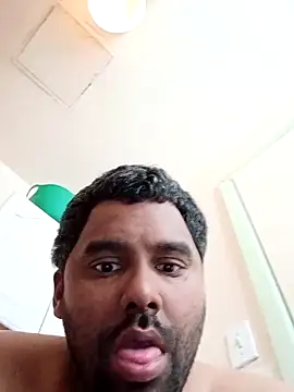 Show modela strowkinit na web-kameri