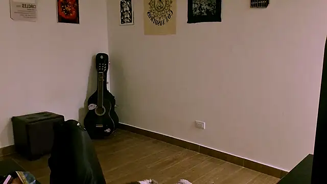 alex_one888 – Naživo XXX chat