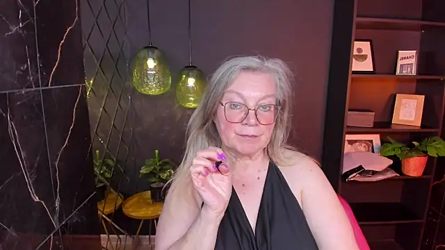 NataliMellow's Webcam Show