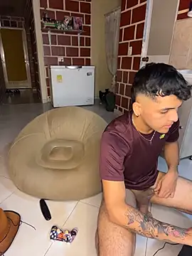 Show modela Max_Zambler na web-kameri