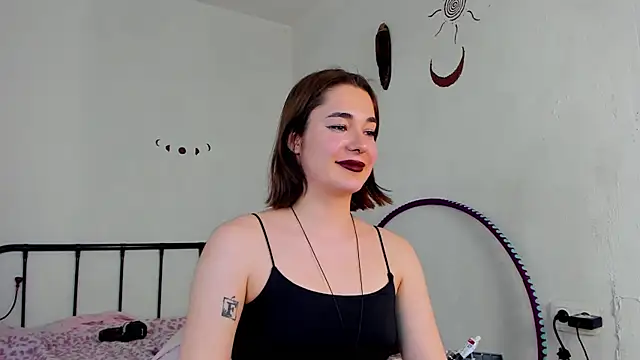 LiyaFly's Live XXX Chat