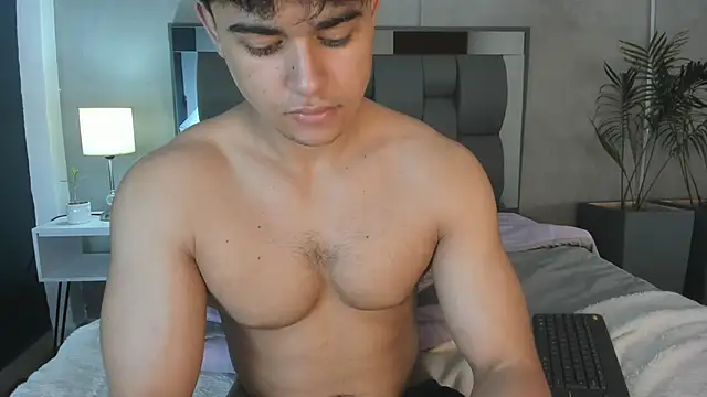 XXX chat uživo modela Charlie___Musk