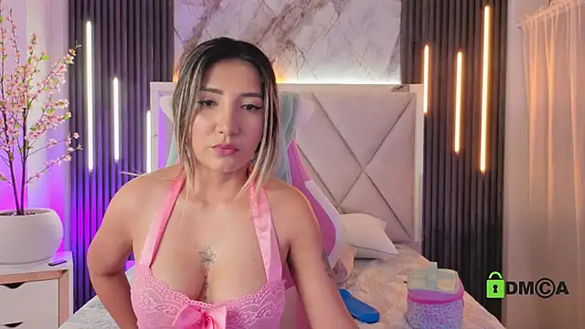 Happy_tits: απευθείας συνομιλία ΧΧΧ