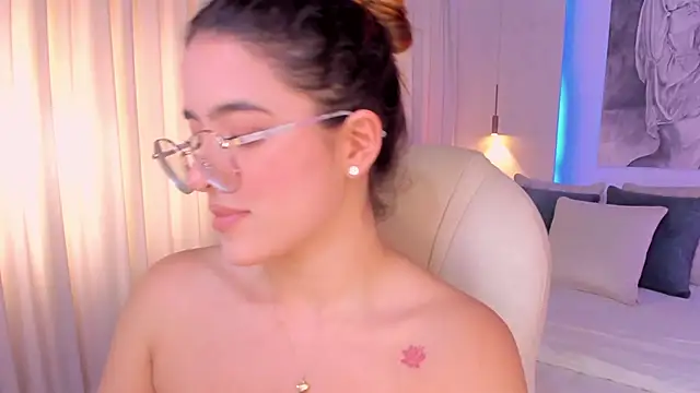 nathalie_rivers Chat XXX in diretta