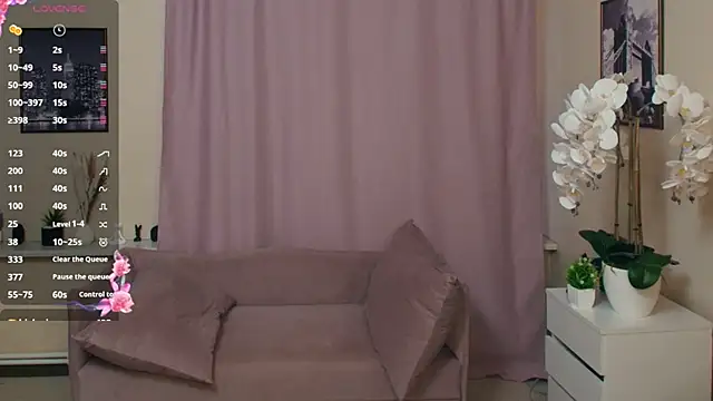 دردشة AminaRuthers الجنسية المباشرة