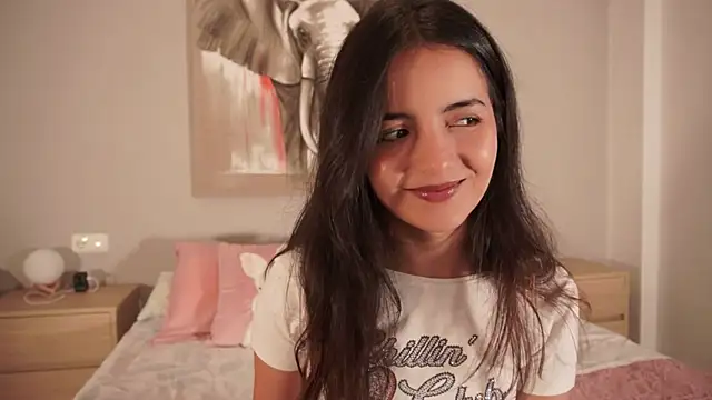 XXX chat uživo modela Raychell_Black