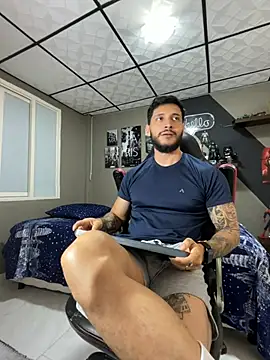 marcel_crawford96 Show Webcam