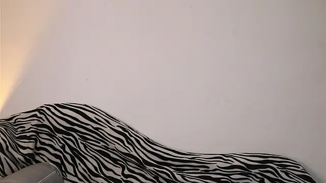 Velvet_Raze Live XXX Chat