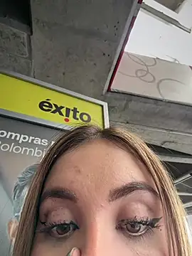 Chat +18 de Alirawrz ao vivo