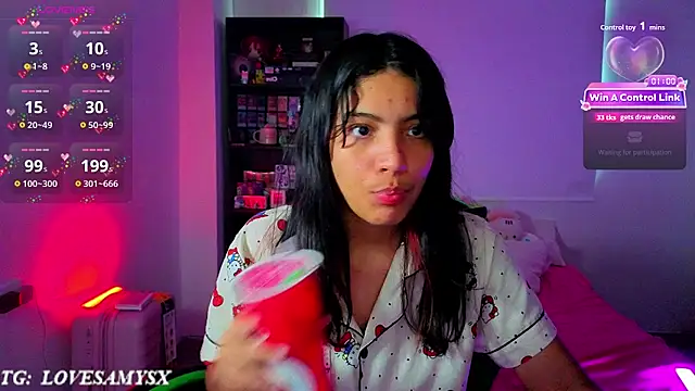 Lovelyamyy's Live XXX Chat