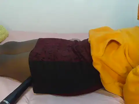 HOTMAYA254's Live XXX Chat