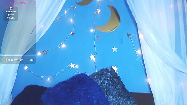 ayla-0 在線直播表演