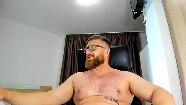 Findom_guy 现场XXX聊天