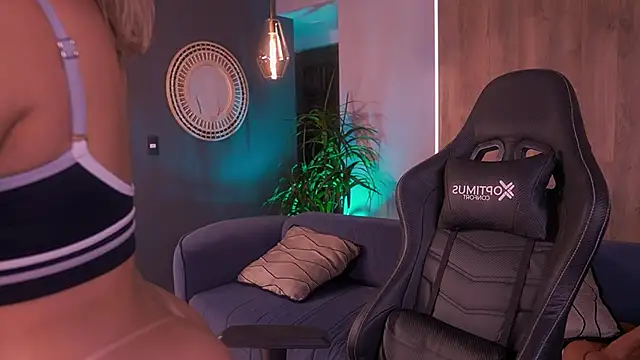 Chat XXX ao vivo de KylaMorrison