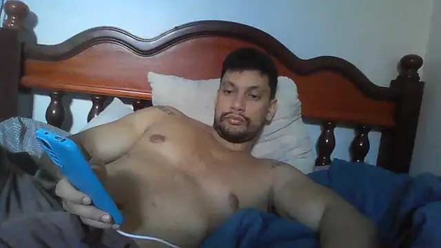 moreno_dotado22 élő XXX-chatje