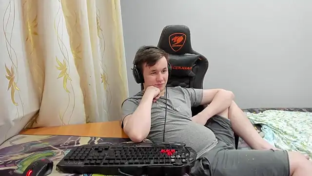 iliaskrislove's Webcam Show