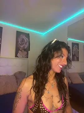 SamathaMay Show in webcam