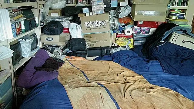 XXX chat uživo modela hadeszeuss2