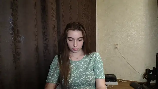 NikaMystic Chat XXX in diretta