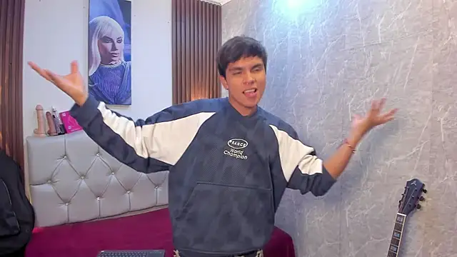 Thiago_Kozakn Webbikameraesitys