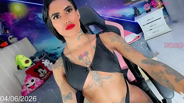 Show modela Nella_Dolls na web-kameri