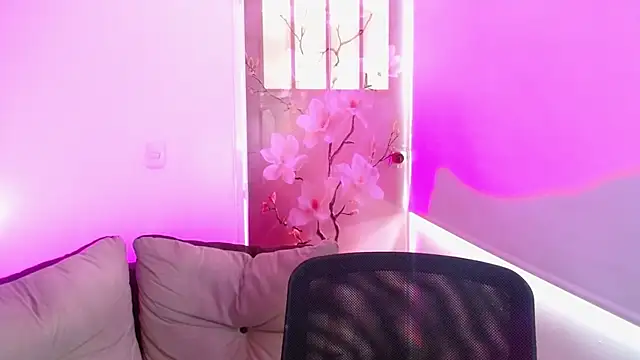 milfrousse 라이브 XXX 채팅