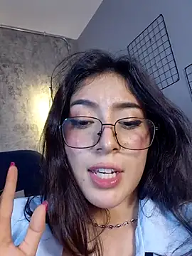 MiiaCullens' Live XXX Chat