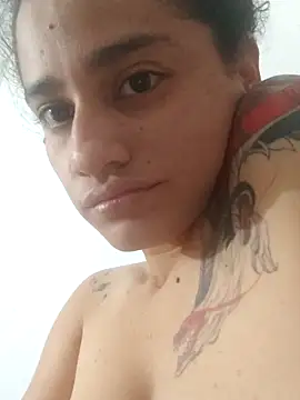girl_tits' Live XXX Chat