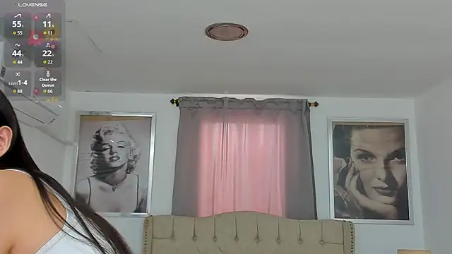 Beautyari_ লাইভ XXX চ্যাট