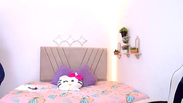 zara_cute's Live XXX Chat
