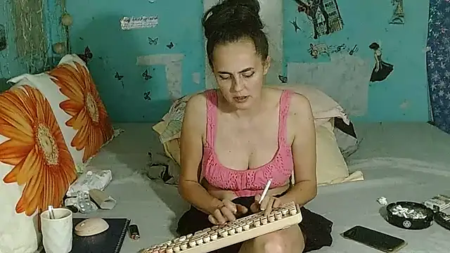 brighteyes77 লাইভ XXX চ্যাট