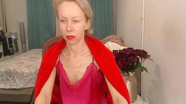 LuxuryNika Webcam-Show