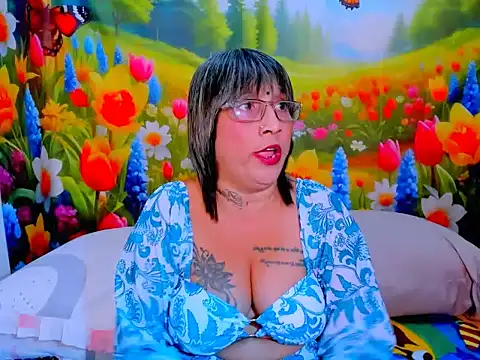 indianroxyn Live XXX chat