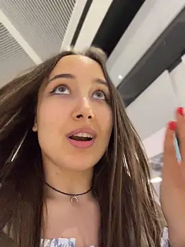 Show modela ICrazyOneIRL na web-kameri