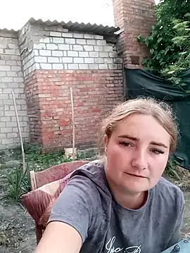 Koketka_nelegal_ élő XXX-chatje