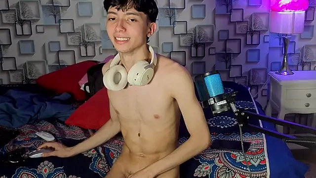 Czat XXX na żywo – Twink_Sebas7