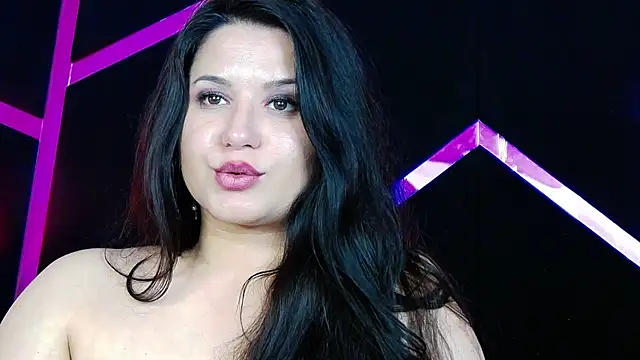 EssenaMonroe Chat XXX live