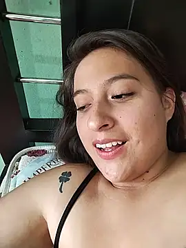 Chat XXX ao vivo de rouse_lux