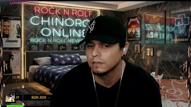chino_roz Chat XXX in diretta