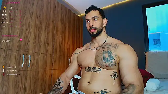 XXX chat uživo modela massimo_visconti