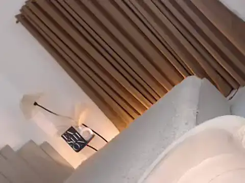 Mia_holtxxx 在線直播表演