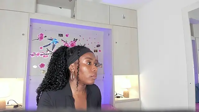 Chat +18 de TaylorBloom ao vivo