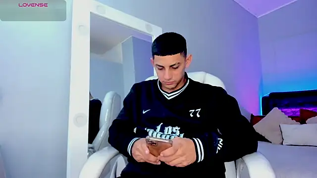 Alex_cute77 Live XXX-chat