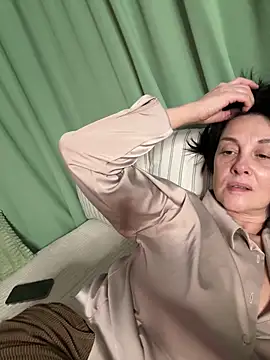 HotyEmily – Live XXX-chat