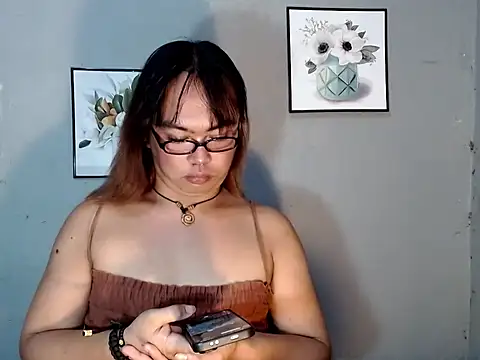 Asianblk_barbiedoll Webcam-Show